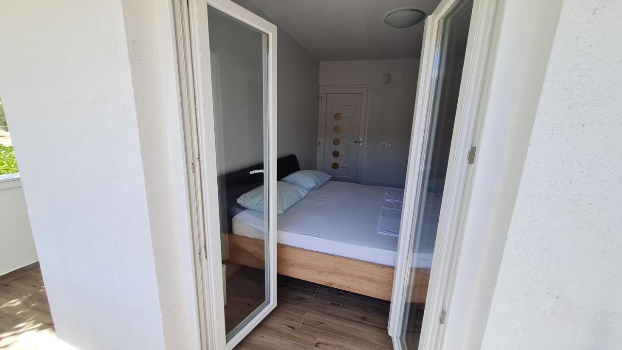 Apartmani Mlinar - Studio Apartment เกรบัชติซา ภายนอก รูปภาพ